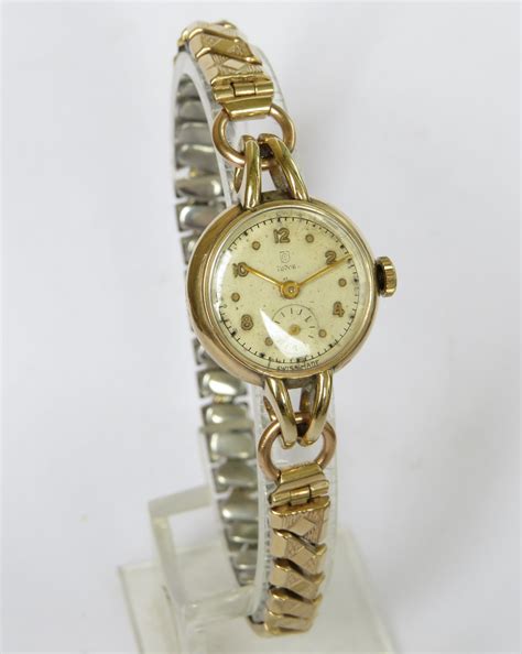 vintage gold watch women's.